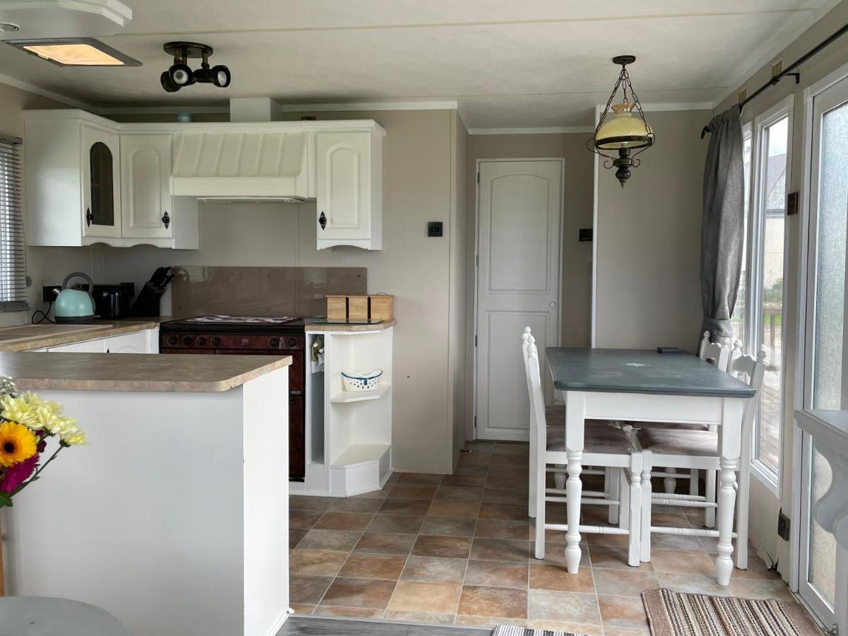 Farm Stay Property Pets And Families Welcome Rossnowlagh ภายนอก รูปภาพ