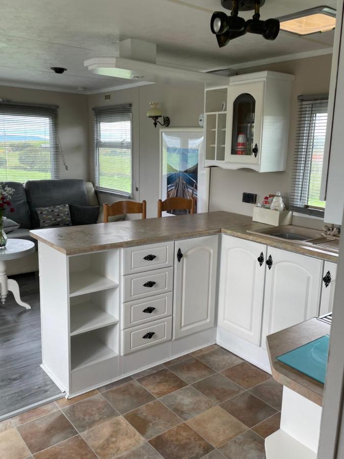 Farm Stay Property Pets And Families Welcome Rossnowlagh ภายนอก รูปภาพ